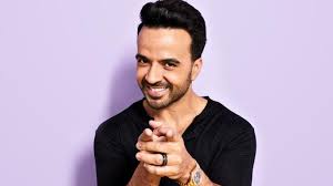 Luis fonsi net worth as of 2021, the puerto rican singer and composer have a net worth of $20 million. Luis Fonsi Net Worth 2020 Biography Eduaction Career And Award