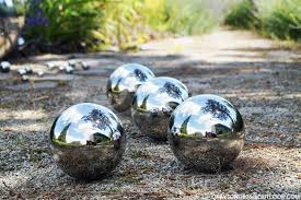 Find the perfect chrome ball stock photos and editorial news pictures from getty images. 100mm 150mm 300mm Garden Metal Chrome Ball Gaze Ball