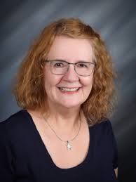 Ellen Mechling's Instagram, Twitter & Facebook