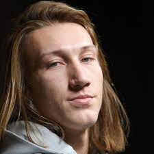 Trevor lawrence joked about gardener minshew, his rival for best hair in the jacksonville jaguars locker room, on friday. Trevor Lawrence S Hair May Be A Clemson Vs Alabama X Factor Sports Illustrated