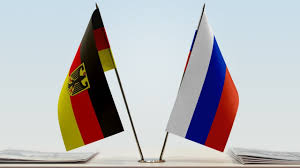 Das mädchen beginnt zu weinen, die k. Die Einreise Nach Russland Ist Fur Deutsche Staatsburger Erlaubt