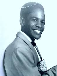 Diferentes etapas de Sammy Ayala desde los 18 asta 79