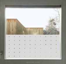Fensterfolie Mit Dreiecken Von Musterladen Dekoration Und Sichtschutz Fur Glasflachen Fensterfolie Mit Fensterfolie Fensterfolien Sichtschutzfolie Fenster
