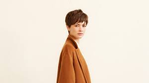 Inès de la fressange is playing personal shopper. Ines De La Fressange Fall 2019 Ready To Wear Collection Vogue