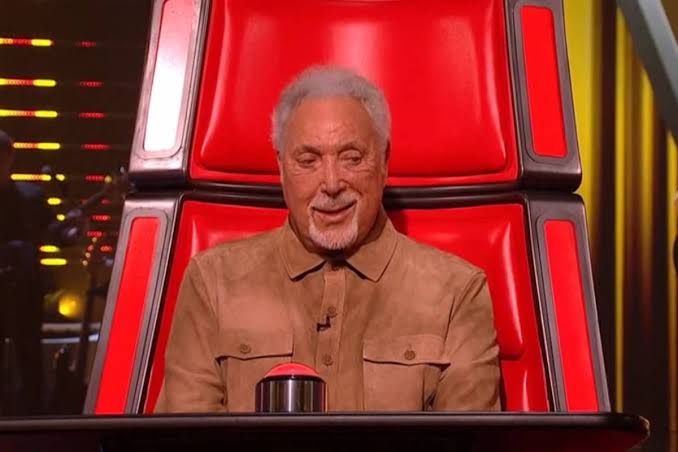 Sir Tom Jones leaves ITV viewers in tears after comment to The Voice UK judge | Wales Online