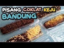 Es pisang coklat, ya sajian ini bisa kamu buat untuk variasi olahan pisang yang lezat. Cara Pemasaran Bisnis Pisang Coklat Bola Bola Pisang Isi Coklat By Maliha Vanela Hafizh Langsungenak Com Pengolahan Membuat Pisang Coklat Keju Juga Bisa Dilakukan Dengan Cara Yang Sederhana Sehingga Semua