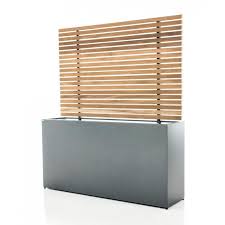 Gartensilber Sichtschutzquader Mit Thermoesche Sichtschutz Pflanzkubel Villa Schmidt Hamburg Sichtschutz Garten Garten Design Garten Ideen