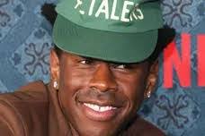 Dante Swanigan's Instagram, Twitter & Facebook