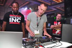 Stop by 21 recognized points of historic or archaeological interest, including nine historical homes. Dj Expo 19 Dj Industry Thrives At Atlantic City Show