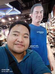 Makasih @joe_taslim ramah dan humble uda foto bareng makin sukses buat  karirnya sehat selalu semoga bisa ketemu