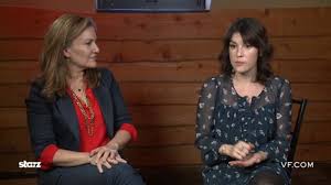 Circumstances force a young divorcée to move back in with her parents in suburban connecticut, where an affair with a younger guy rejuvenates her passion for life. Watch Toronto International Film Festival Melanie Lynskey On Hello I Must Be Going Vanity Fair Video Cne Vanityfair Com Vanity Fair