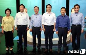 멍하게 보게되는 러시아 주유소폭발.gif 1: 2odvjnqkviug7m