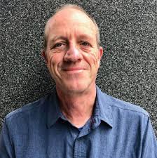 Index of /medias/medium/chroniques