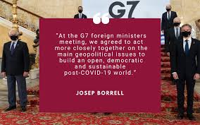 На кадрах запечатлен байден, входящий на веранду ресторана, где находятся журналисты. Building The Post Pandemic World At The G7 Meeting European External Action Service