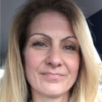 100+ Profile mit dem Suchbegriff „Manuela“