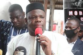 ACTION HUMANITAIRE : Plus de 50 000 déplacés de retour au bercail, selon le  ministre Diarra - Mali Buzz TV