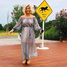 See more ideas about curvy woman, fashion, women in music. Ein Jahr Nach Auszeit Wie Geht Es Beatrice Egli Heute Promiflash De
