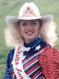 It is with very heavy hearts that we share the passing of Joni James Smith,  Miss Rodeo Idaho 1989 and Miss Rodeo America 1990. Joni was a truly  remarkable person whose accomplishments