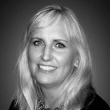 Leslie Wetherell's Instagram, Twitter & Facebook