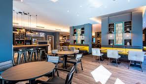 This exciting venue also hosts some of the city's top events, like the famous frankfurt book fair and the iaa motor show. Frankfurt City Centre Hotel Deutschland Premier Inn