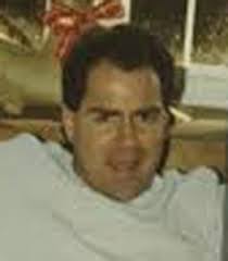 Dana Reis's Instagram, Twitter & Facebook