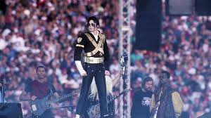 Jahrhundert hervorbrachte und dessen erbe im neuen jahrtausend fortdauert. Todestag Von Michael Jackson Paris Jackson Feiert Magie Ihres Vaters