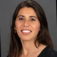 Liz Romo's Instagram, Twitter & Facebook