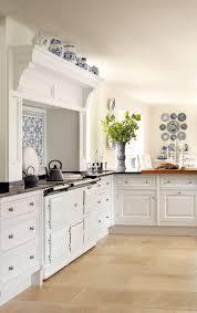 white kitchen