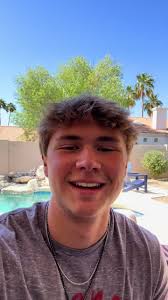 _munchieswithwillie_ (@_munchieswithwillie_)’s videos with original sound