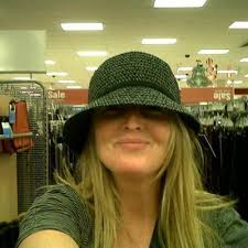 Rhonda Moran (@MoranRmoran725)