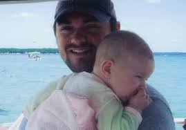 Kelly Dirks's Instagram, Twitter & Facebook