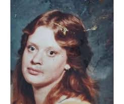 Suzanne Comfort's Instagram, Twitter & Facebook