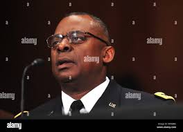 James austin hi-res stock photography and images