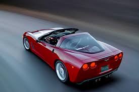 The c6 z06 combined the latest technologies with big brakes, bigger tires, and the biggest, naturally aspirated v8 with this in mind, small revisions were made to the z06 over the course of its seven year run. Chevrolet Corvette C6 Z06 Cena Foto Video Harakteristiki Shevrole Korvet S6 Z06