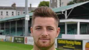 Lee Steacy re-signs with Bray