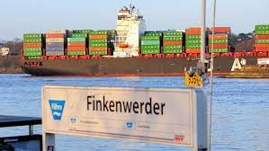 Location, route maps, live departures and arrivals etc. Finkenwerder Wissens Und Sehenswertes Hamburg De