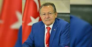 Necmettin erbakan da taksim cami'nin temelini atacaklarını duyurdu. 2yyqpwdxy7no0m