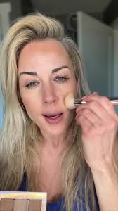 Seint Makeup Application Tips for Women Over 40