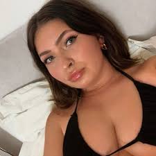 𝓐𝓵𝓲𝓬𝓮 𝓦𝓪𝓾𝓰𝓱 (alicewaugh12@)