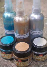 maak zelf je maya gold spray 3 theelepels maya gold in een sprayflesje 19798 aanvullen met water d alcohol ink crafts zelfgemaakte kunst zelfgemaakte verf