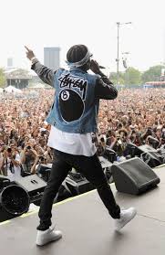 Black Air Forces Outfits Men A Ap Rocky Wearing Nike Air Force 1 Mid Estilo De Hombre Estilos Ropa