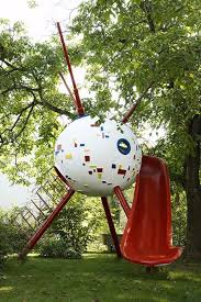 Five Fantastically Fun Modern Playgrounds Buiten Spelen Speeltuin Speelruimte
