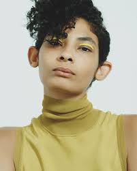 Cool Eyeliner Tips and Other Weird Beauty Inspiration