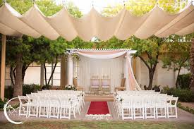 Styled Shoot Classic And Modern Hindu Wedding Hindu Wedding Wedding Chairs Wedding