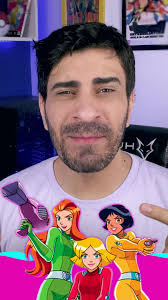 Como Alex, Sam e Clover se tornaram espiãs?