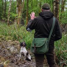 Spaniels tested to the max: event organiser Roger Wooldridge reports from  the National Military Working Dogs' memorial charity spaniel gundog test.  Find out more in volume VI issue II. Subscribe today and