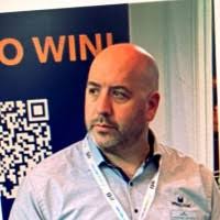 700+ "Folker" profiles