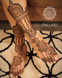 25 Fresh Stunning Foot Mehndi Designs For The Modern Brides Wedding Mehndi Designs Henna Designs Feet Legs Mehndi Design