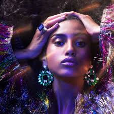 Corps à Cœurs, la soirée bienveillante de Laurie Darmon aux Folies Bergère  avec Louane et Joyce Jonathan