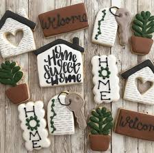 Tessie S Take Kristen On Instagram Magnolia Inspired Cookies For This Couple In Their New Home Welcome Ho Perfect Sugar Cookies Cookies Flower Cookies